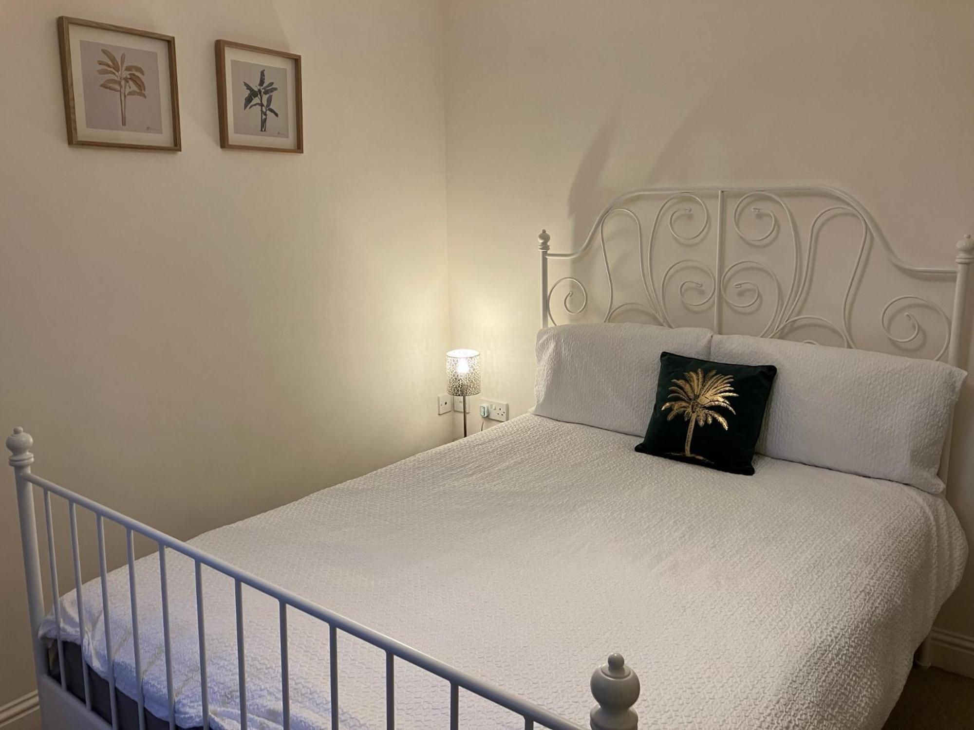The Eaves, Glastonbury High Street 2 Bed 2 Bathroom Apartment Kültér fotó